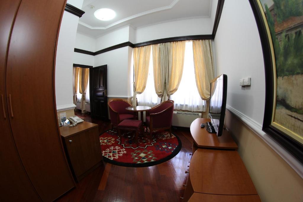 Villa St. Sofija Ohrid Bilik gambar